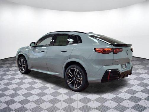2025 BMW X2 xDrive28i