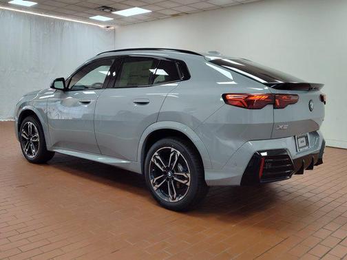 2025 BMW X2 xDrive28i