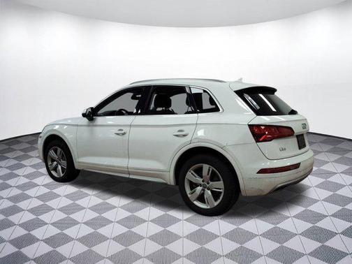 2018 Audi Q5 2.0T Premium Plus