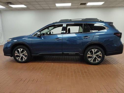 2022 Subaru Outback Touring