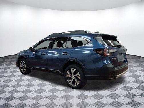 2022 Subaru Outback Touring