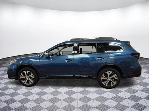 2022 Subaru Outback Touring