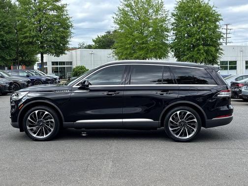 INFINITE BLACK METALLIC 2020 Lincoln Aviator Reserve AWD