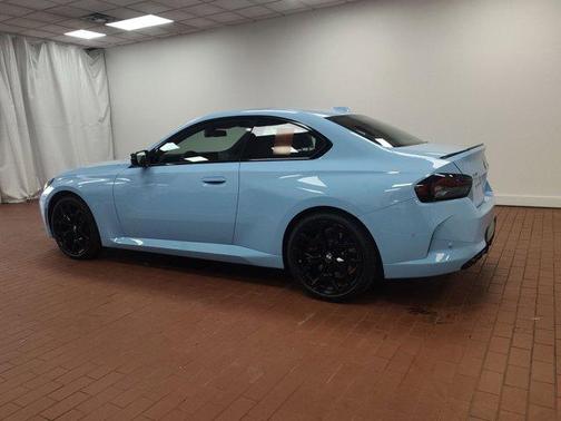 2026 BMW M240 i xDrive