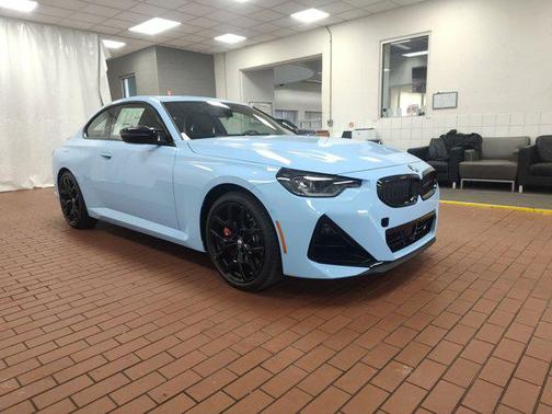 2026 BMW M240 i xDrive