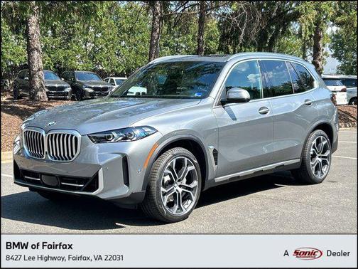 Skyscraper Grey Metallic 2026 BMW X5 xDrive40i