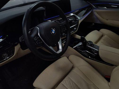 2023 BMW 530 i xDrive