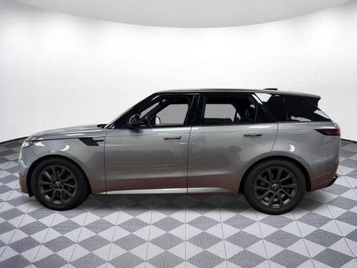 2024 Land Rover Range Rover Sport SE