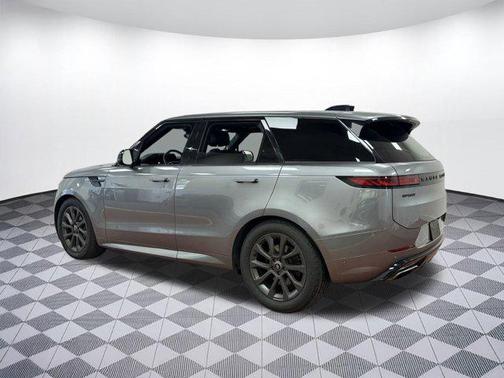 2024 Land Rover Range Rover Sport SE