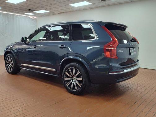 2023 Volvo XC90 B6 Plus 7-Seater