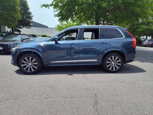 2023 Volvo XC90 B6 Plus 7-Seater