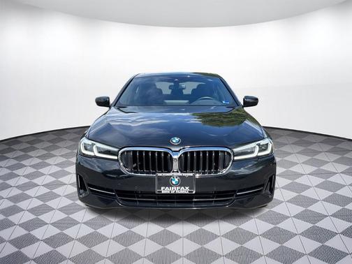 Black Sapphire Metallic 2021 BMW 530 xDrive