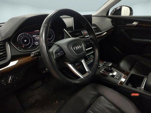 2018 Audi Q5 2.0T Premium Plus