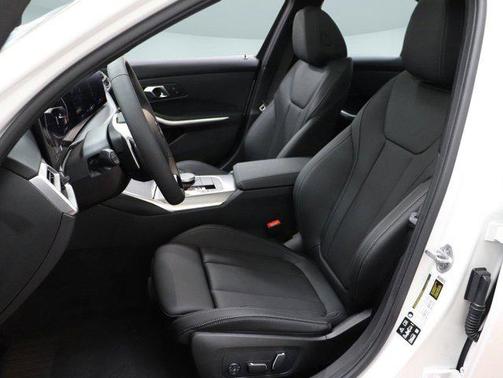 2025 BMW 330 xDrive