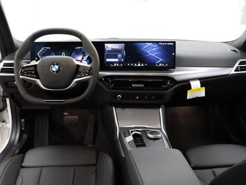 2025 BMW 330 i xDrive