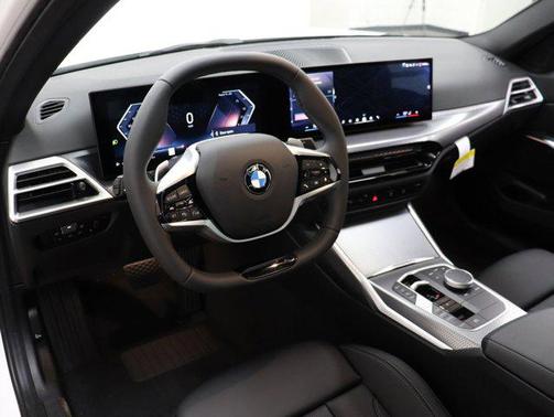 2025 BMW 330 i xDrive