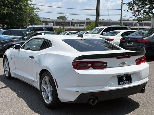 Summit White 2020 Chevrolet Camaro 1LT