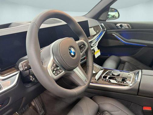 Black Sapphire Metallic 2026 BMW X5 xDrive40i