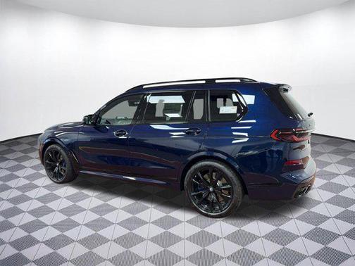 2026 BMW X7 M60i