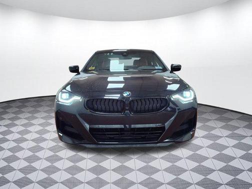 2022 BMW 230 i