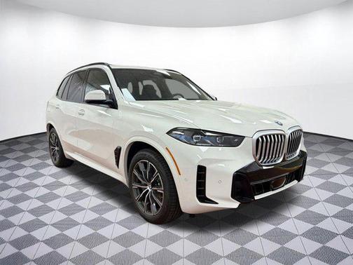 Alpine White 2026 BMW X5 PHEV xDrive50e