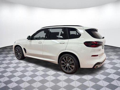 Alpine White 2026 BMW X5 PHEV xDrive50e