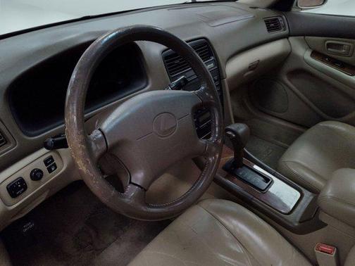 1998 Lexus ES 300 Base