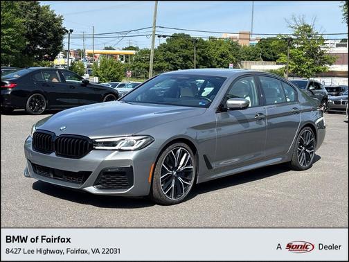 Skyscraper Gray Metallic 2023 BMW M550 i Xdrive