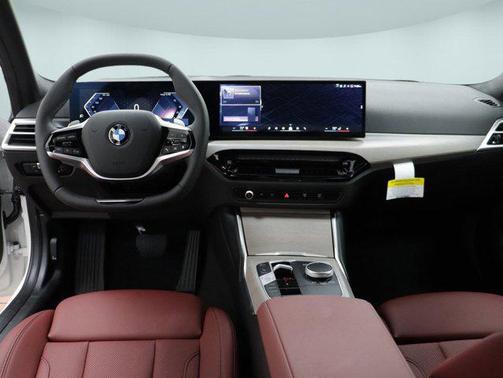 2025 BMW 330 330i Sedan