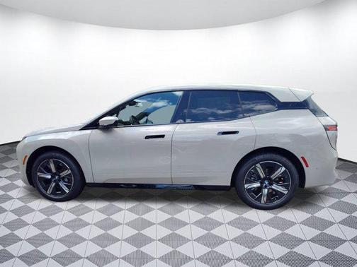2026 BMW iX xDrive45