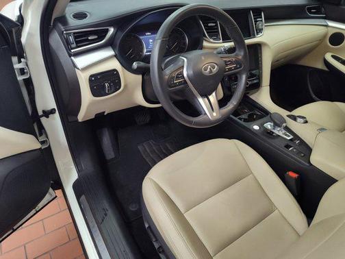 2021 INFINITI QX50 LUXE AWD