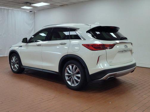 2021 INFINITI QX50 LUXE AWD
