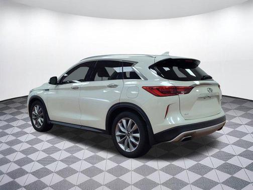 2021 INFINITI QX50 LUXE AWD