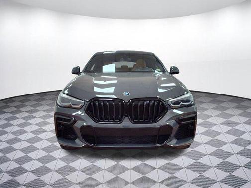 2022 BMW X6 M50i