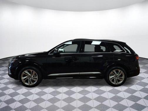 2024 Audi Q7 55 Premium Plus