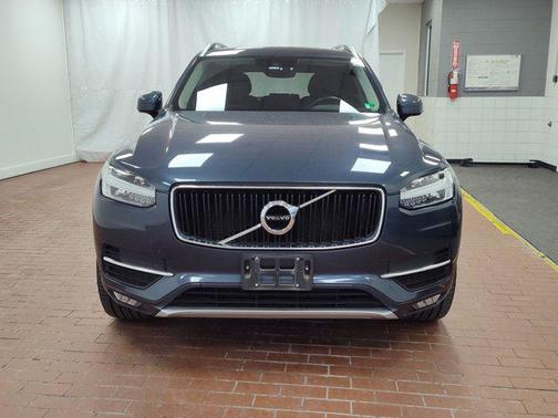 2019 Volvo XC90 T6 Momentum