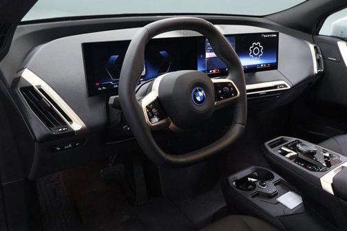 2025 BMW iX xDrive50
