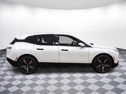 2025 BMW iX xDrive50