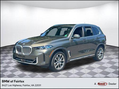 Manhattan Green Metallic 2026 BMW X5 xDrive40i