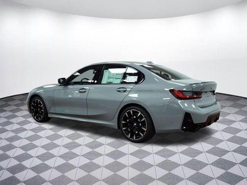 2026 BMW 330 i xDrive