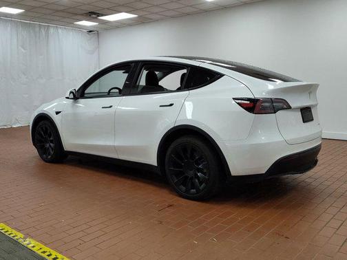 2021 Tesla Model Y Long Range Dual Motor All-Wheel Drive