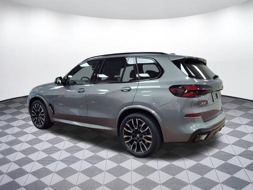 Skyscraper Grey Metallic 2026 BMW X5 xDrive40i