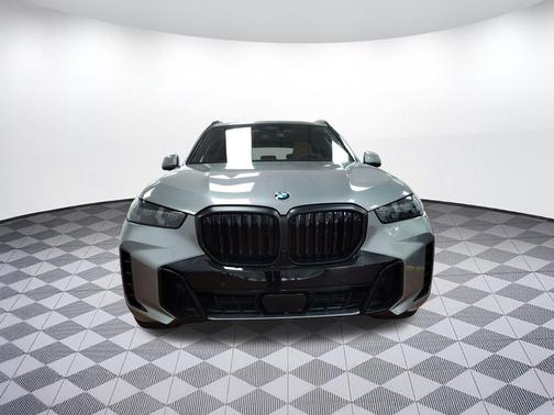 Skyscraper Grey Metallic 2026 BMW X5 xDrive40i