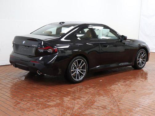 2024 BMW 230 i xDrive