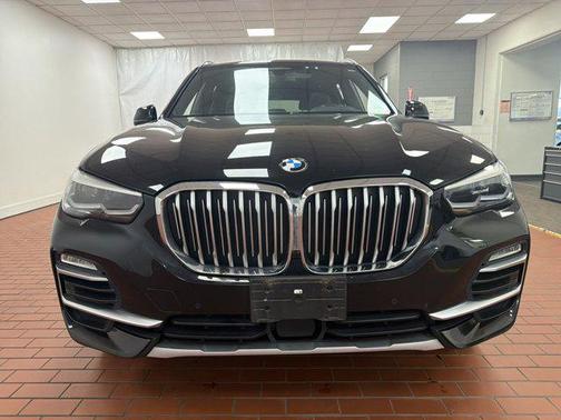Jet Black 2019 BMW X5 xDrive40i