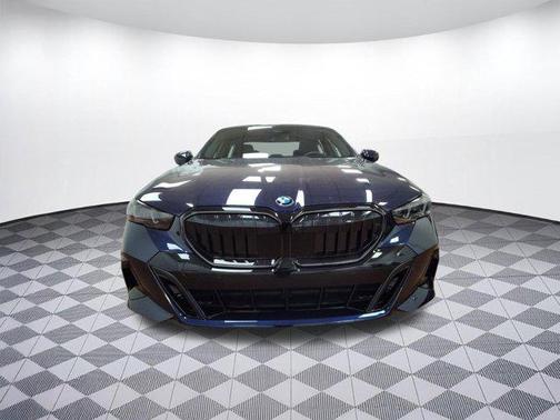 Tanzanite Blue II Metallic 2026 BMW 530 xDrive