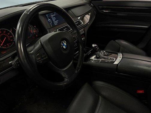 2012 BMW 750 I