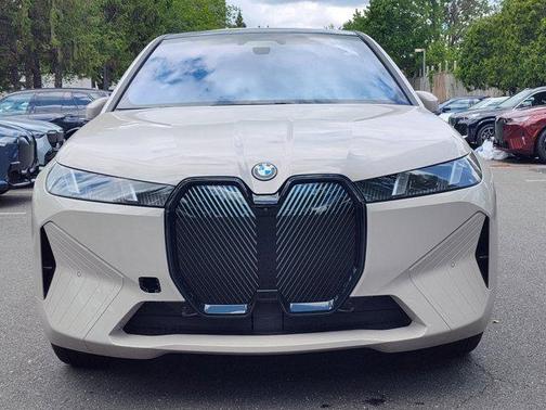 2026 BMW iX xDrive60