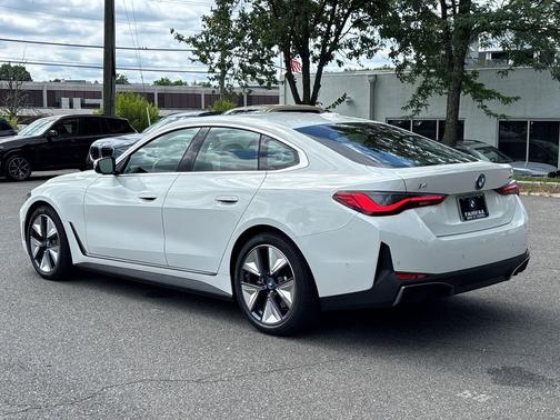 Alpine White 2023 BMW i4 Gran Coupe eDrive35
