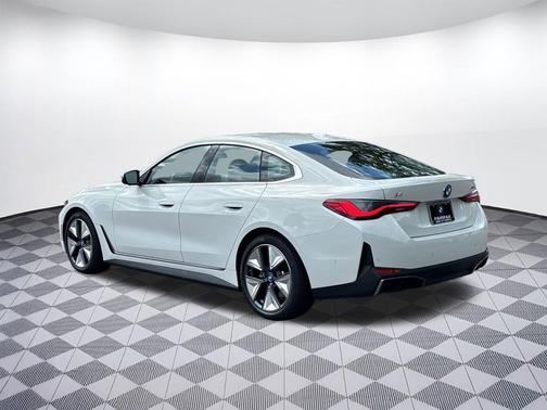 Alpine White 2023 BMW i4 Gran Coupe eDrive35